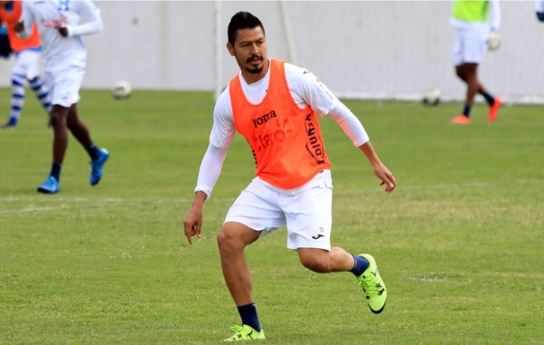 Roger Espinoza ha vuelto a la Selección de Honduras. Foto Ronald Aceituno