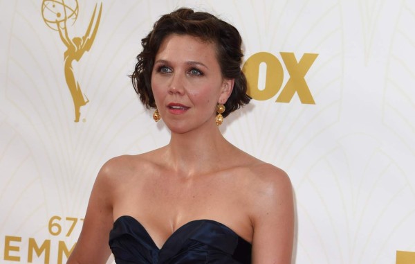 Maggie Gyllenhaal attends the 67th Emmy Awards, September 20, 2015 at the Microsoft Theatre in downtown Los Angeles. AFP PHOTO / MARK RALSTON