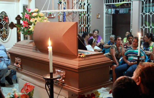 Honduras: Detenido cómplice de adolescente ﻿que mató a su madre