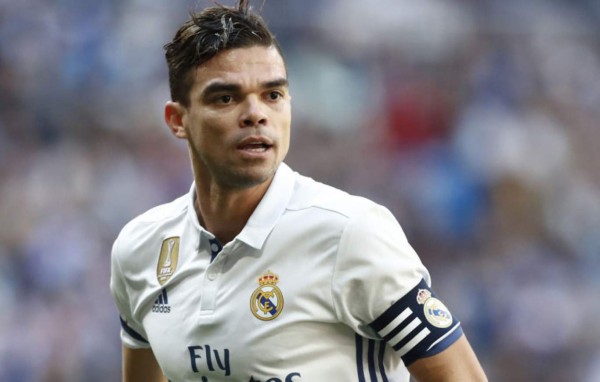 Pepe se despide del Real Madrid con emotiva carta
