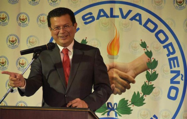 El Salvador cree que relación con EUA es un asunto de cada país