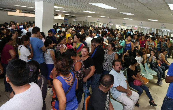 Corregirán Ley de Protección Social