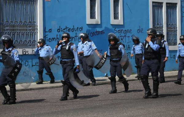 En enfrentamiento termina marcha del Día del Trabajo en Tegucigalpa