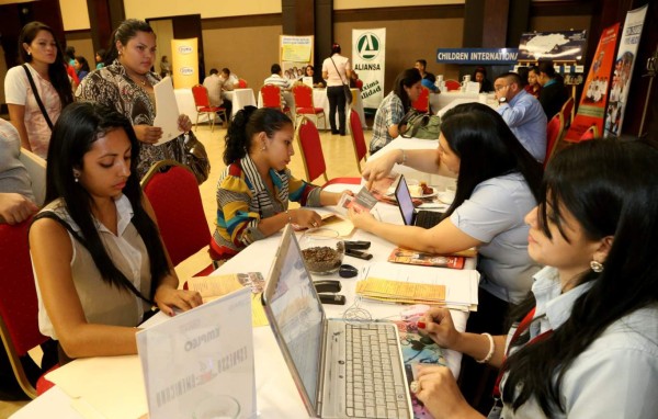 Realizarán feria de empleo para habitantes de bordos en San Pedro Sula