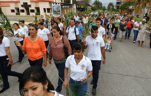 Ceibeños festejan con fe y devoción el Domingo de Ramos