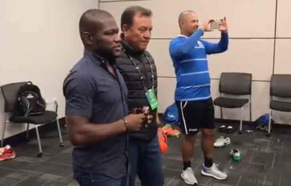 'Tyson' Núñez rompe en llanto al felicitar a la Sub-20 de Honduras