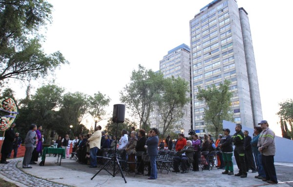 México recuerda a víctimas del terremoto de 1985