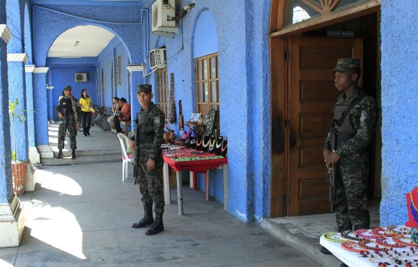 Operación Tifón se extendió a 28 ciudades; hay 65 detenidos