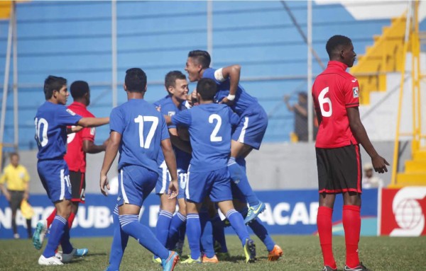 Guatemala goleó a Trinidad y Tobago en el inicio del Premundial