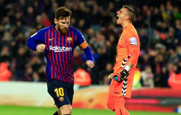 Lionel Messi celebrando con mucha rabia su gol de penal frente al Valladolid. Foto LaLiga.es