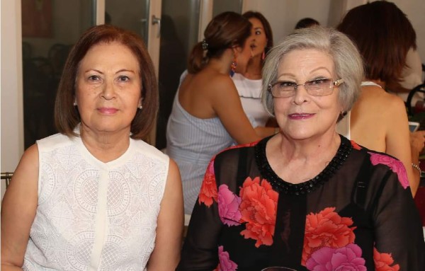 Rosa Flores y Lilian Carol Chinchilla