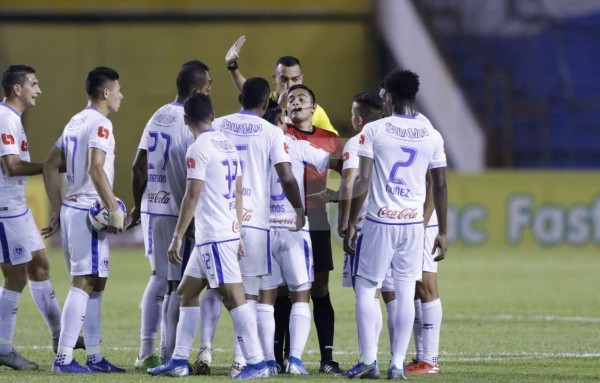 Video: Real España se bajó al Olimpia con doblete de Rony Martínez