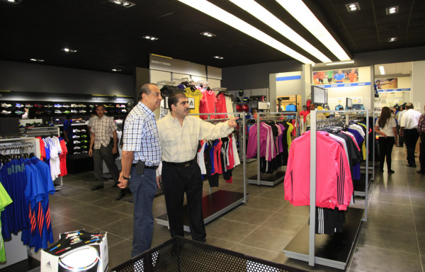 Diunsa abre la tienda por departamentos más grande de Honduras