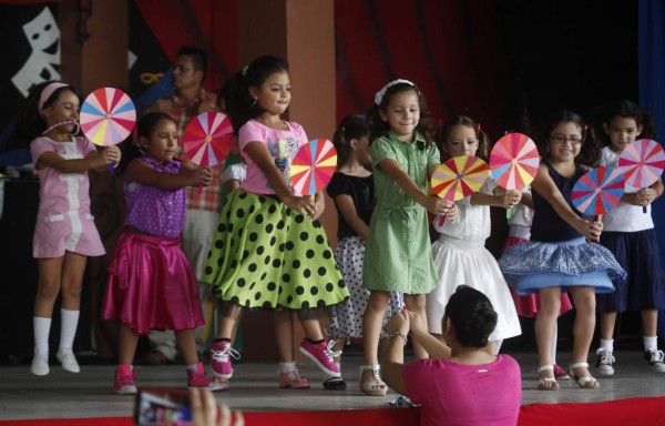 Escuela Episcopal El Buen Pastor celebra la familia