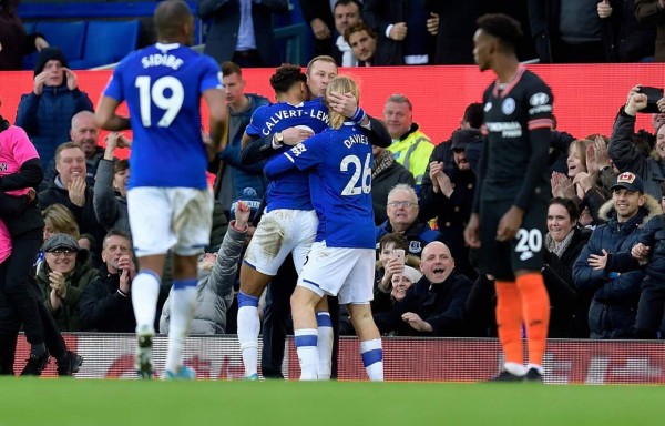Chelsea tropieza contra un resucitado Everton
