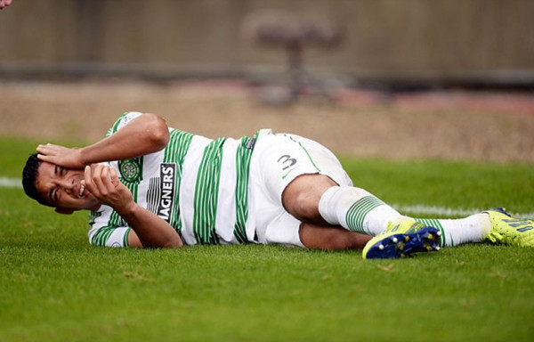 Insólita lesión de Emilio Izaguirre en el festejo de un gol del Celtic