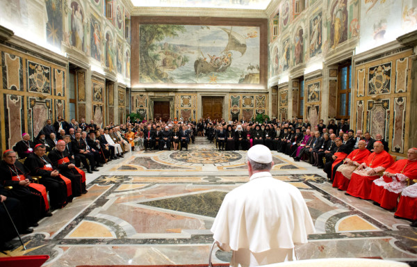 El Papa inaugura hoy el 'G8 Vaticano' para reformar la curia