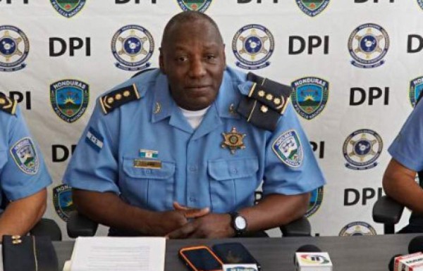 Cambian a jefe de fuerzas especiales de la Policía tras huelga de 'brazos caídos'