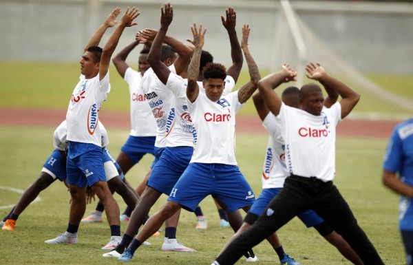 Selección de Honduras realizó su primer entrenamiento en Houston