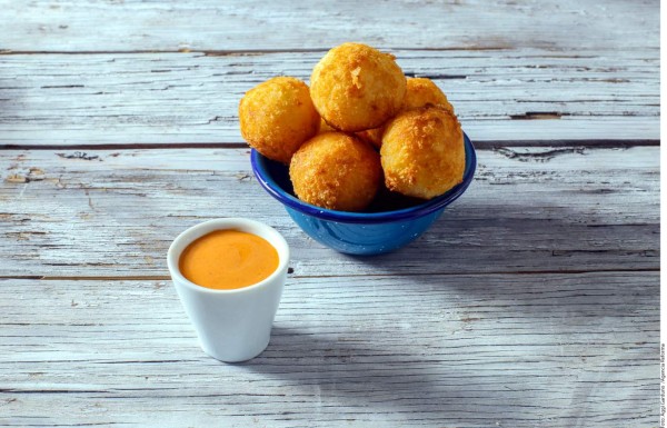 Cómo hacer croquetas de arroz con queso