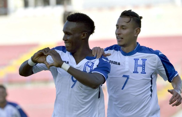 Rubilio Castillo salvó a Honduras y le dio la victoria ante El Salvador en Copa Centroamericana