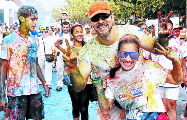 Más de 9,000 se pintaron por los niños del Catarino Rivas