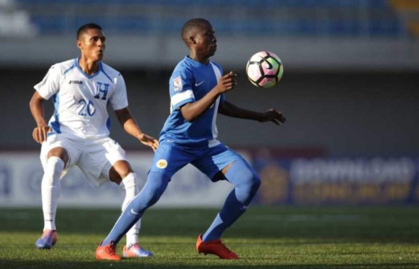 Honduras golea a Curacao y sigue con vida en el Premundial Sub-17