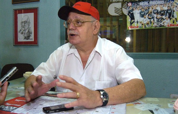 Un cáncer apagó para siempre la voz del periodista Tito Handal