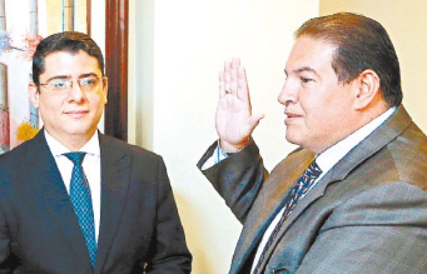 Luis Suazo es el nuevo coordinador del Gobierno