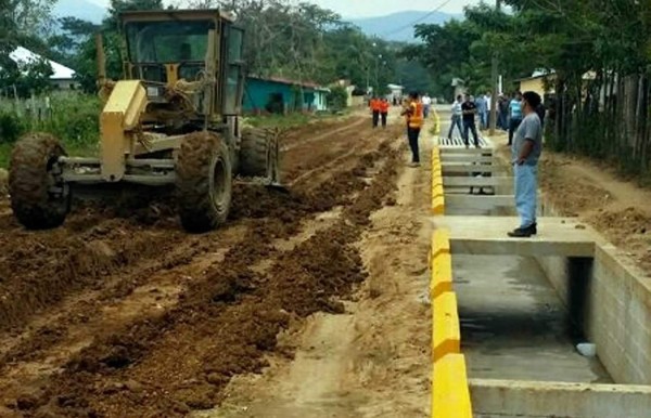 Canalizan aguas lluvias para evitar inundaciones en El Negrito, Yoro