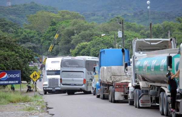 Calvario en aduanas causa el cierre de empresas y pérdida de mercancías