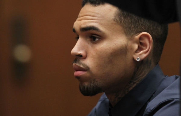 Chris Brown comparece en la corte de Los Ángeles