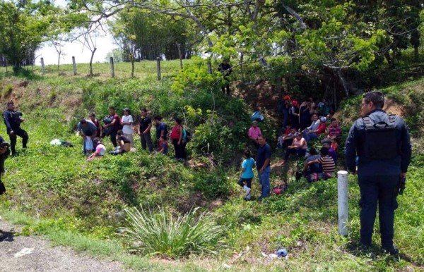Detienen a nuevo grupo de migrantes hondureños en México