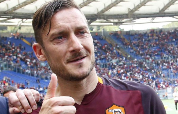 El tremendo blooper de la Fifa al felicitar a Totti en su cumpleaños