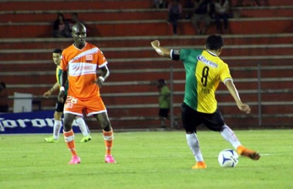 Rubilio Castillo se estrena con un golazo y da triunfo al Correcaminos