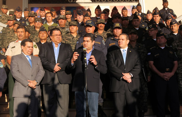 Presidente de Honduras da 15 días a telefónicas para devolver señal a pobladores
