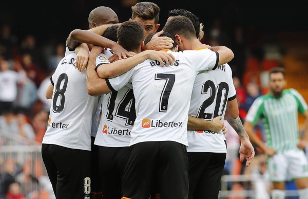El Valencia anuncia que tiene más futbolistas con coronavirus
