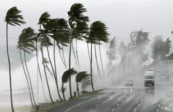 Alerta de huracán en el Caribe por tormenta tropical Danny