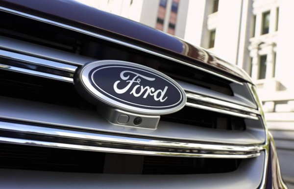 Ford busca usar partes hechas con agave en sus autos