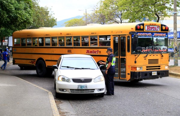 Tránsito: en peatones y conductores hace falta más cultura vial