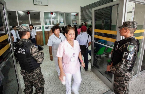 470 militares ya controlan farmacias de 10 hospitales