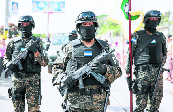 Policía Militar da muestra de su poderío