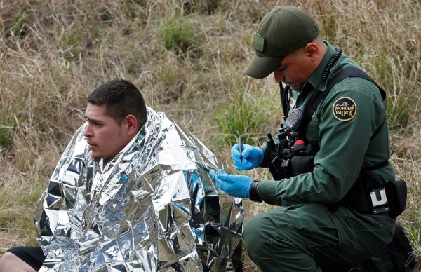 La trampa mortal de cruzar ilegalmente a Estados Unidos por las alcantarillas