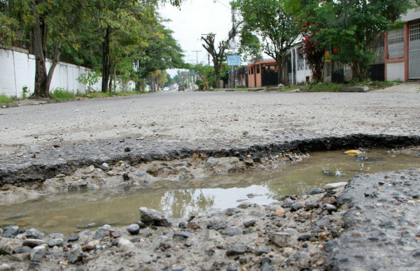 Destruidas calles de 250 barrios y colonias de San Pedro Sula