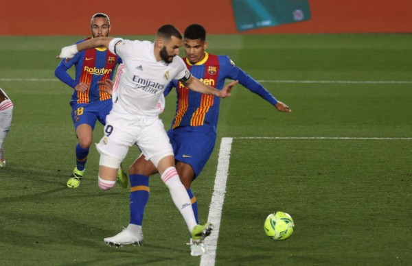 Una obra de arte: El golazo de tacón de Benzema que abrió el marcador en el Real Madrid - Barcelona