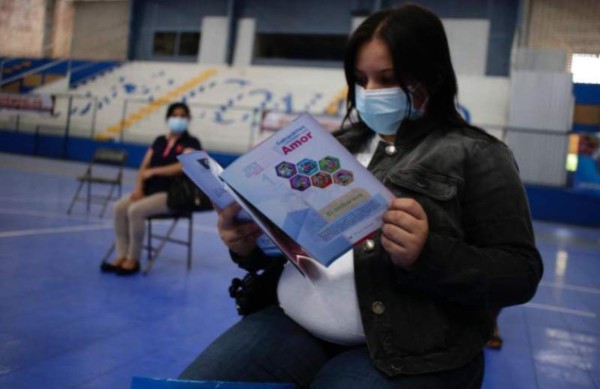 Cerca de 100 mujeres embarazadas han muerto por covid-19 en Honduras