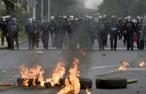 Recrudece la violencia en México tras ataque de estudiantes a policías