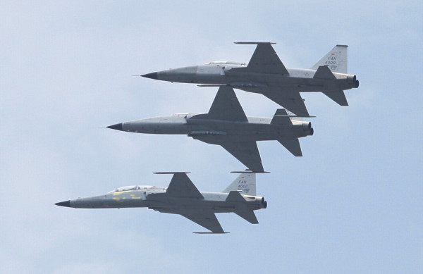 Comité desconoce proyecto para aviones F-5