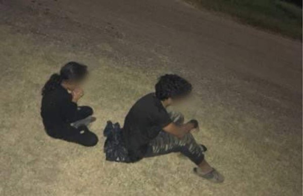 Encuentran abandonados a una niña y un niño hondureños en el río Grande, Texas