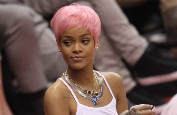 Rihanna gasta 49.000 dólares semanales en tratamientos de belleza  